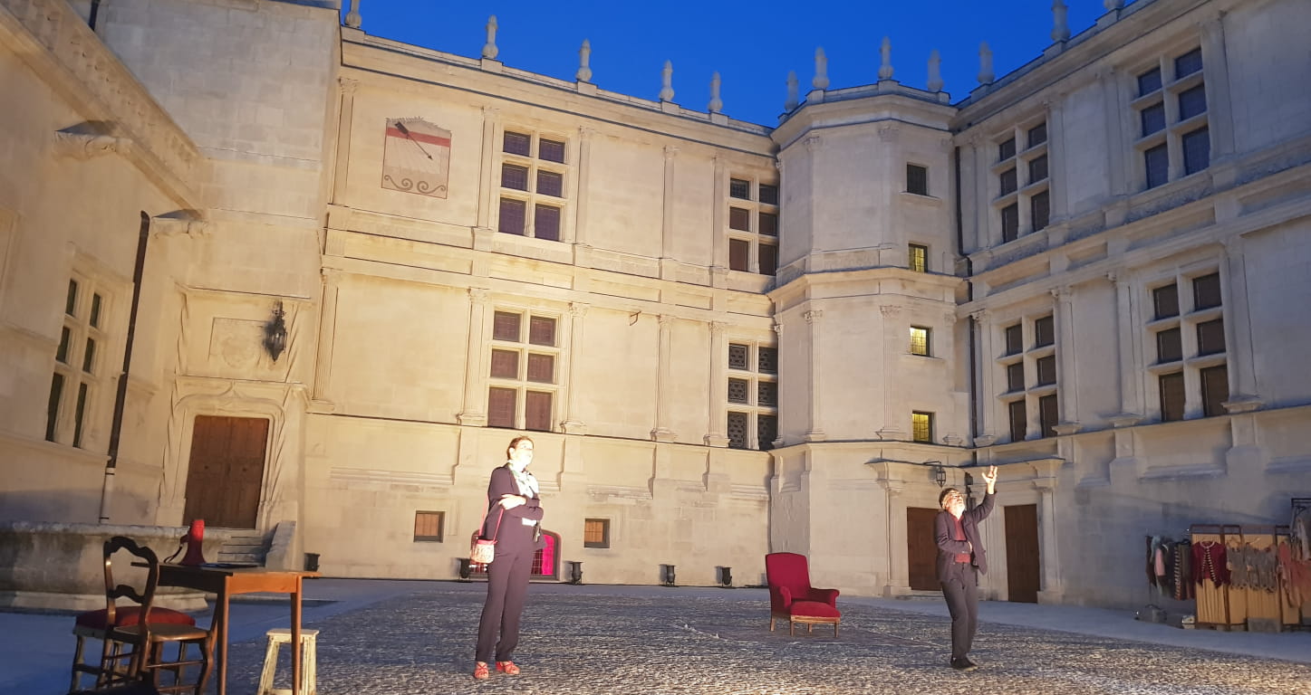 Molière-Sévigné : Déambulation au château de Grignan - été 2020